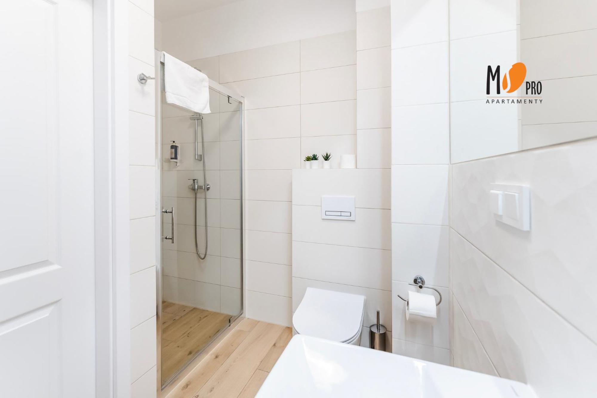 Ms Pro Apartamenty Kolo Brzegu Kołobrzeg Habitación foto