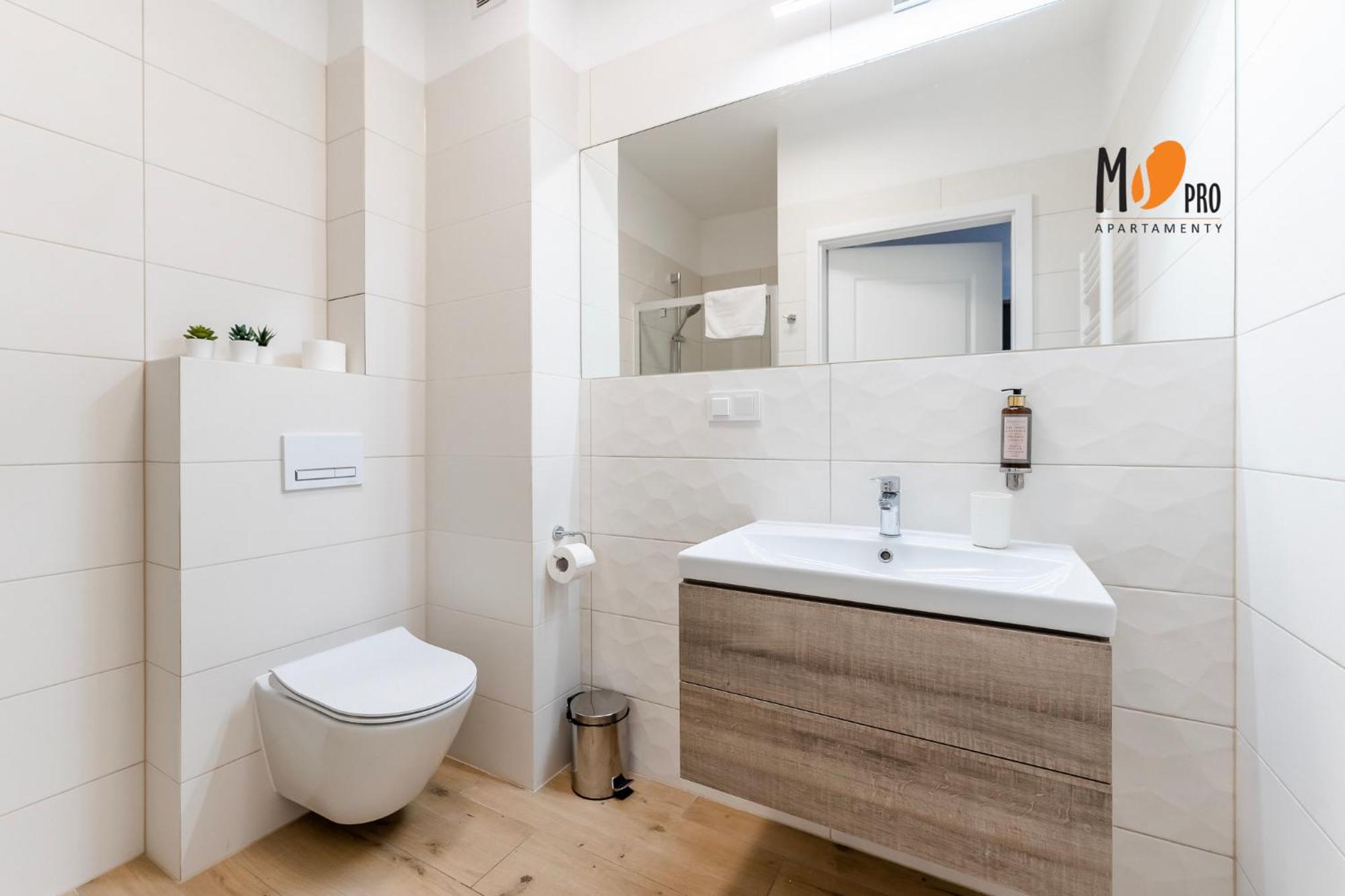 Ms Pro Apartamenty Kolo Brzegu Kołobrzeg Habitación foto