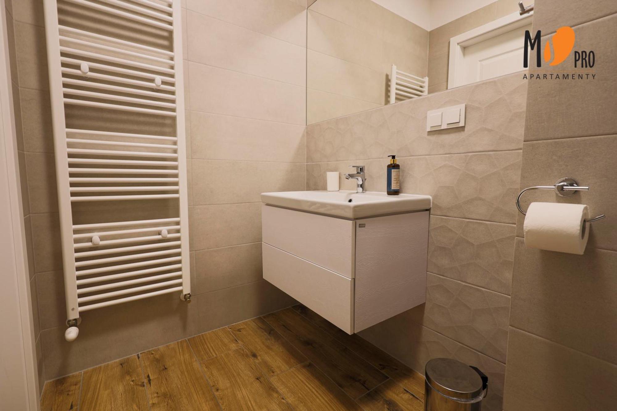 Ms Pro Apartamenty Kolo Brzegu Kołobrzeg Habitación foto